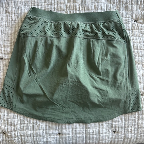 Women’s XS Polo RLX Skort NWT - Picture 4 of 5